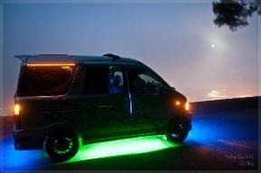 駕車……